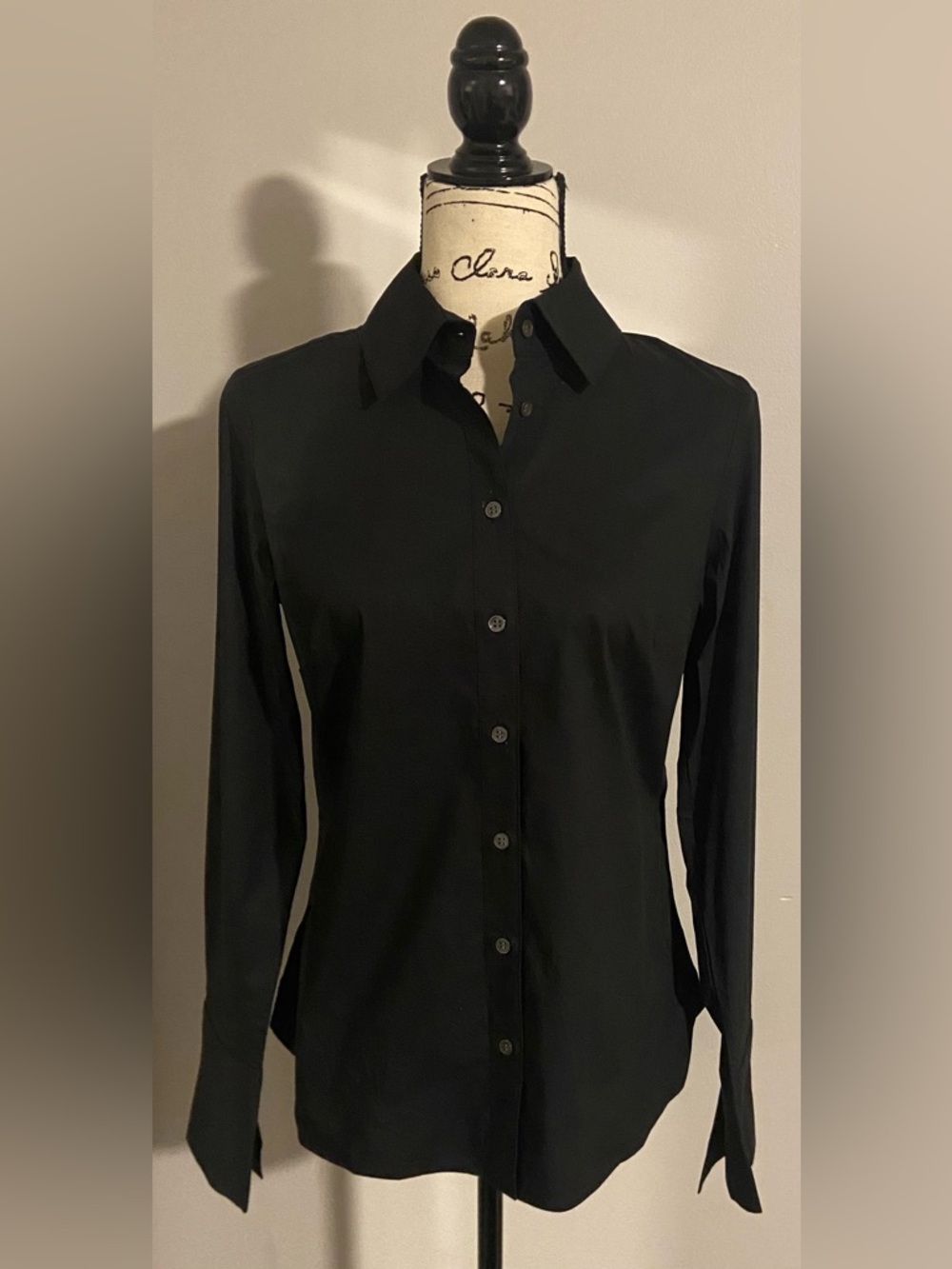 NWT Banana Republic “Riley II” Tailored Button Down Shirt